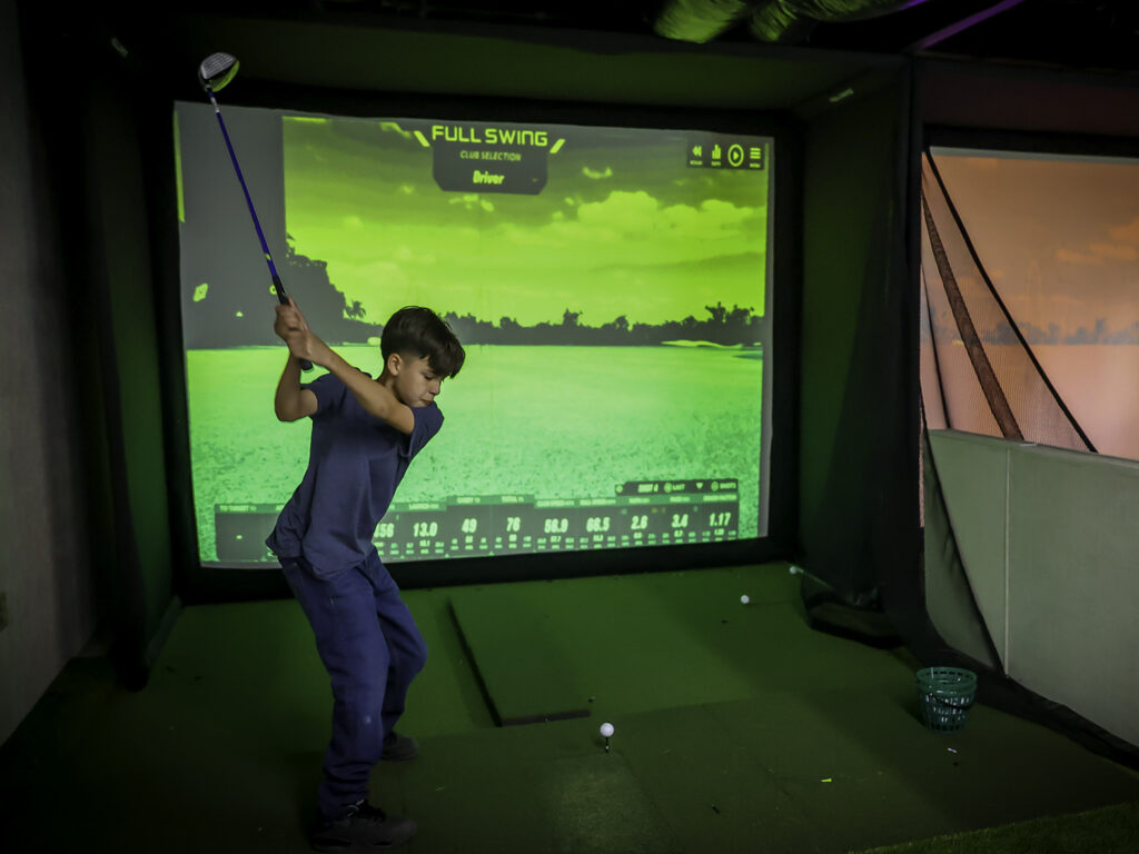 Wasco Elementary Adds High-Tech Golf Simulator to Expanded Learning Program