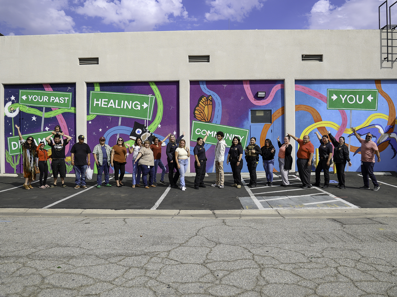 New Dream Center Mural Brings Youth Voices to Life in Downtown Bakersfield